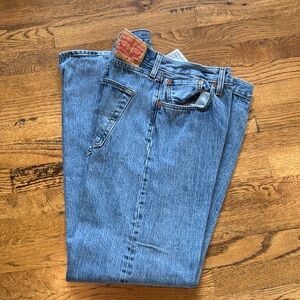 Levi’s 501 Button Down 40x32 Medium Wash